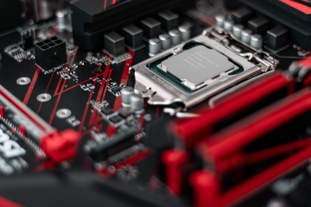 Ilustrasi Snapdragon 660 Setara dengan Apa? Begini Jawabannya. Foto: Unsplash.com/Christian Wiediger