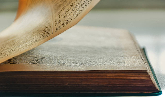 Ilustrasi Sinonim Korelasi dalam KBBI. (Foto: Ri_Ya by https://pixabay.com/)