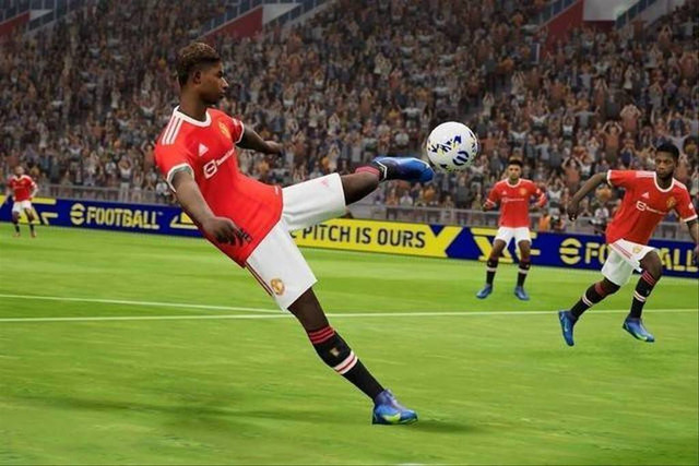 Ilustrasi trik PES PS4. Foto: Konami/Google Play Store