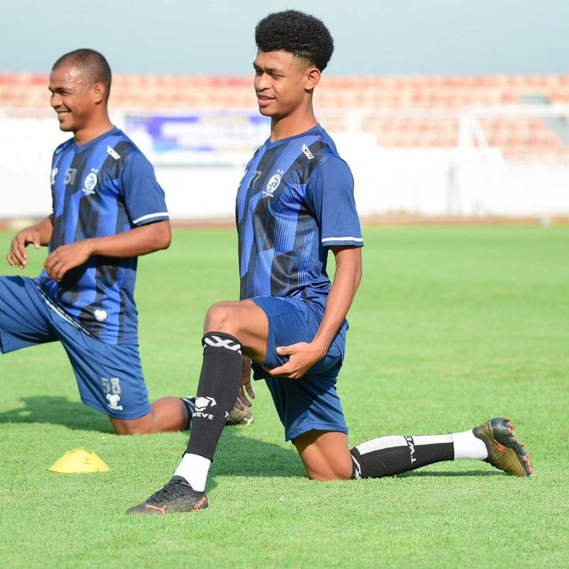 Pemain Sriwijaya FC saat melakukan latihan perdana, Foto : Istagram/@sriwijayafc.id