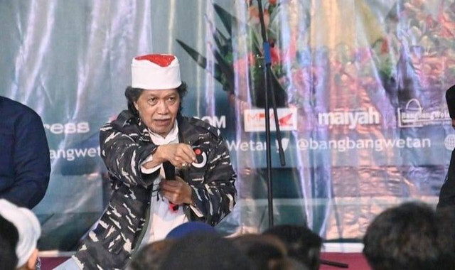 Cak Nun. Foto: Instagram/caknundotcom