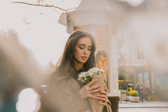 Ilustrasi apa itu alpha, beta, omega, sumber foto: Fahri Baghirov by pexels.com