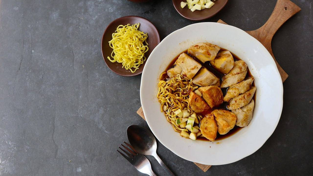 Ilustrasi makanan khas palembang selain pempek - Sumber: pixabay.com/faizdila