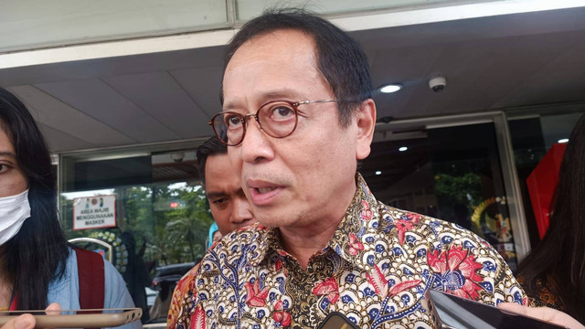 Kepala Eksekutif Pengawas Perbankan Otoritas Jasa Keuangan (OJK) Dian Ediana Rae di Gedung DPR, Rabu (12/7/2023). Foto: Ghinaa Rahmatika/kumparan