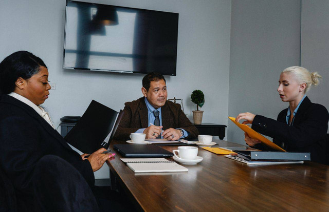 Ilustrasi fungsi supervisi pendidikan. sumber foto : pexels.com