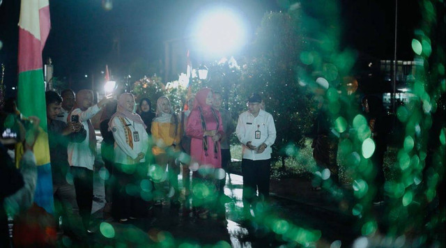 Kepala Dinas Kepemudaan, Olahraga dan Pariwisata Provinsi Kalimantan Barat, Windy Prihastari, saat berkunjung ke Mempawah. Foto: Dok Hi!Pontianak