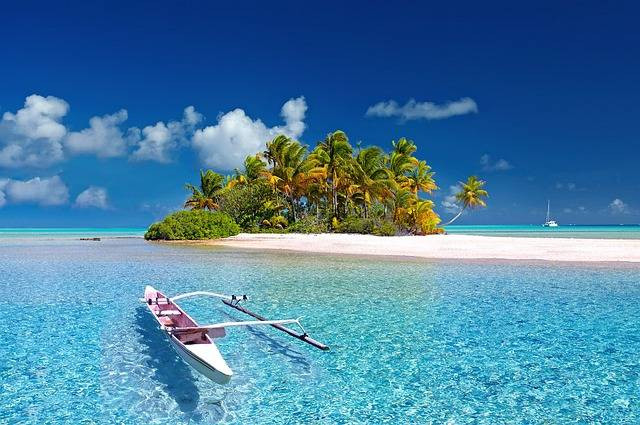 Ilustrasi Pantai Ombak Mati. Sumber foto : Pixabay @luis