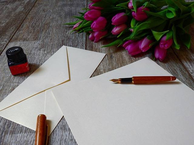 Ilustrasi surat cinta. Foto: Pixabay