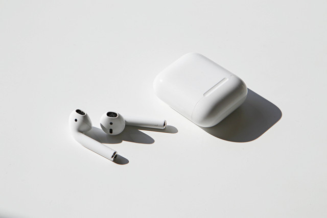  Ilustrasi Cara Mencari AirPods yang Hilang, Foto Unsplash/Dagny Reese