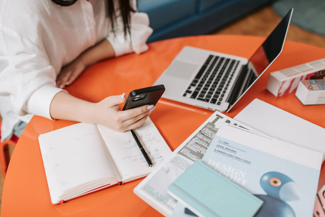 Cara Melunasi Shopee PayLater, Foto Hanya Ilustrasi: Pexels/Vlada Karpovich