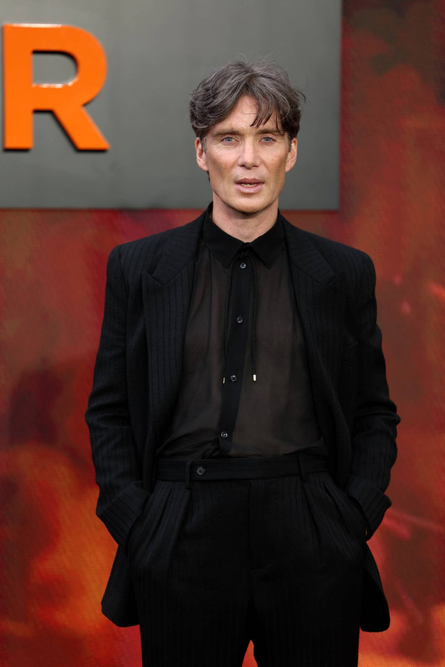 Aktor Irlandia Cillian Murphy berpose di karpet merah setibanya untuk pemutaran perdana Inggris "Oppenheimer" di pusat kota London pada 13 Juli 2023. Foto: Henry Nicholls/AFP