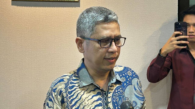 Sekretaris Direktorat Jenderal Perhubungan Laut Kemenhub, Lollan Panjaitan, di Kantor Kemenhub, Jumat (21/7/2023). Foto: Nabil Jahja/kumparan