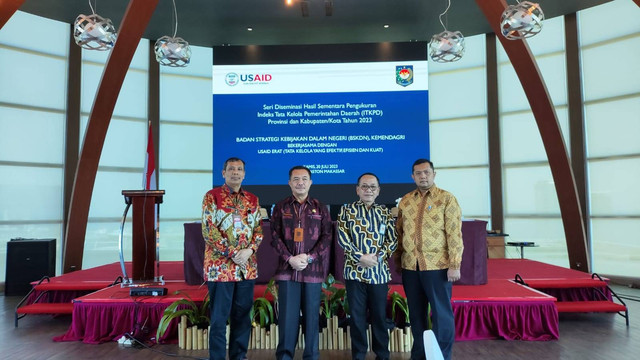 Kepala BSKDN Kemendagri Yusharto Huntoyungo saat menjadi Keynote Speech dalam acara Diseminasi Hasil Pengukuran Uji Coba Instrumen ITKPD Provinsi, Kabupaten dan Kota di Hotel Aston Makassar pada Kamis (20/7). Foto: Dok. Istimewa