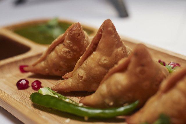 I lusrasi Cara Membuat Samosa. Unsplash/kabir cheema