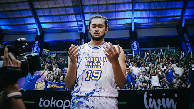 Reza Guntara, pemain Prawira Bandung, jelang final IBL 2023 di GOR C-TRA Arena pada 22 Juli. Foto: IBL