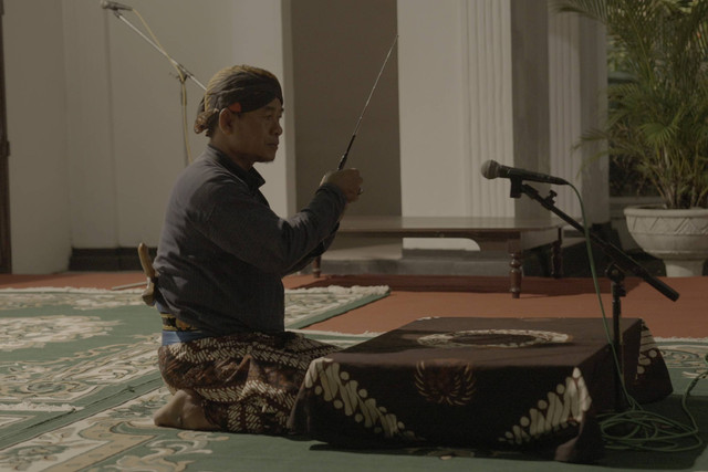 Suasana peringatan malam 1 Suro di Keraton Yogyakarta, Rabu (19/7). Foto: Faiz Zulfikar/kumparan