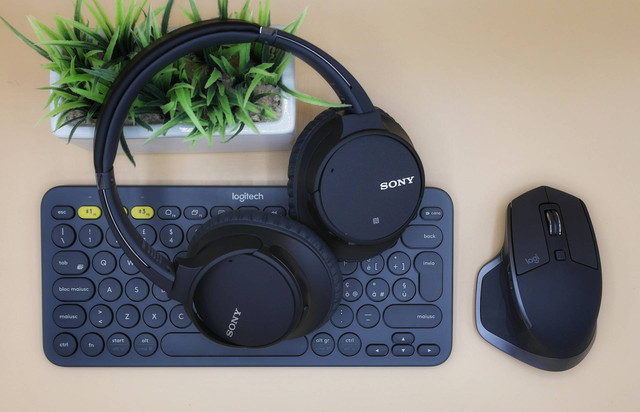 Ilustrasi mouse gaming untuk bermain game. Sumber foto: Unsplash