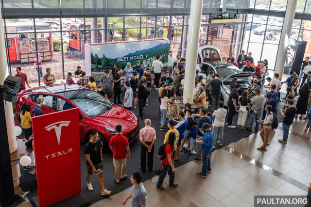 Mobil listrik Tesla resmi masuk Malaysia. Foto: Paultan.org