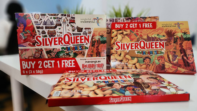 SilverQueen dan Kemenparekraf berkolaborasi dalam meluncurkan desain kemasan cokelat bertema budaya Indonesia (25/7/2023). Foto: Azalia Amadea/kumparan