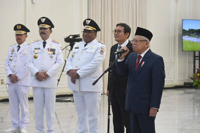 Wakil Presiden Ma'ruf Amin melantik Pamong Praja Muda Angkatan XXX IPDN, Kamis (27/7/2023). Foto: Dok. BPMI Setwapres