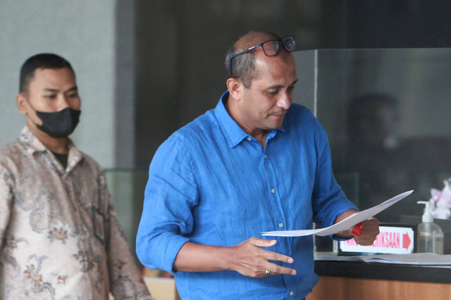Wamenkumham Eddy Hiariej di KPK, Jumat (28/7/2023). Foto: Reno Esnir/ANTARA FOTO