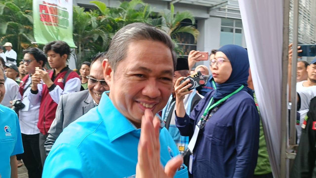 Ketum Partai Gelora, Anis Matta hadiri acara Puncak Harlah ke-25 PBB di ICE BSD, Tangerang, Minggu (30/7). Foto: Zamachsyari/kumparan