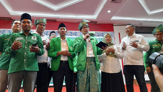 Sandiaga Uno menghadiri pembekalan Bacaleg PPP Kepri di Batam, Sabtu (29/7). Foto: Zalfirega/kepripedia.com