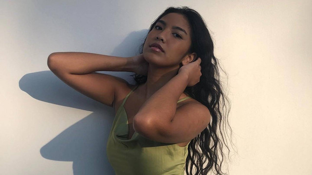 Mea Shahira merilis lagu barunya bertajuk Not Today Not Tomorrow. Foto: Instagram/@meashahira