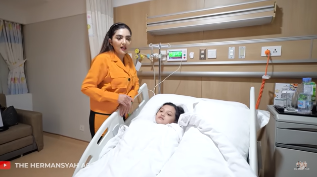 Ashanty dan Arsy Hermansyah. Foto: YouTube The Hermansyah A6