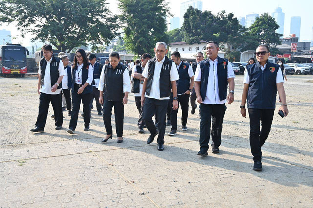 Satuan Tugas Penanganan Hak Tagih Negara Dana Bantuan Likuiditas Bank Indonesia (Satgas BLBI) menyita Barang Jaminan dan/atau Harta Kekayaan Lainnya Obligor Bank Indonesia Raya (BIRA) Atang Latief dan Obligor Bank Tamara atas nama Lidia Muchtar. Foto: Dok. Satgas BLBI