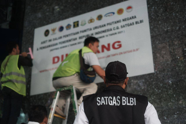 Satuan Tugas Penanganan Hak Tagih Negara Dana Bantuan Likuiditas Bank Indonesia (Satgas BLBI) menyita Barang Jaminan dan/atau Harta Kekayaan Lainnya Obligor Bank Indonesia Raya (BIRA) Atang Latief dan Obligor Bank Tamara atas nama Lidia Muchtar. Foto: Dok. Satgas BLBI