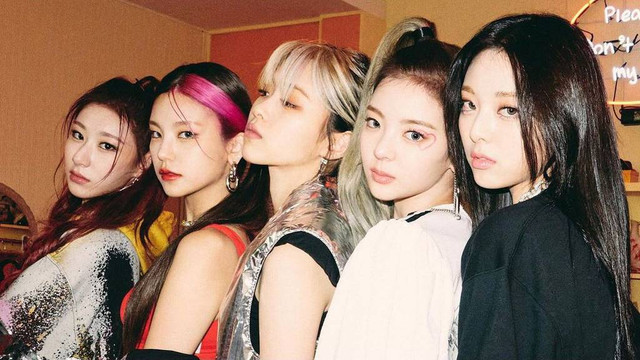 Lirik lagu Loco - ITZY. Foto: Instagram @/itzy.all.in.us
