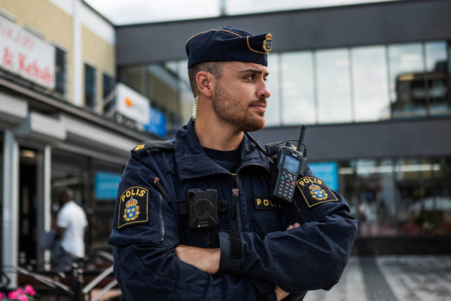 Ilustrasi polisi Swedia. Foto: Jonathan NACKSTRAND/AFP