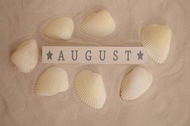 Kata-kata untuk bulan Agustus. Sumber: Pixabay/Margo Lipa