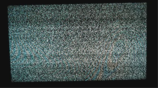 Ilustrasi cara mengatasi sinyal TV digital lemah. Foto: Shutterstock.com