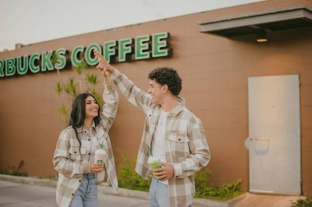 Ilustrasi cara mengubah diri menjadi lebih baik untuk pacar, sumber foto: Luis Zambrano by pexels.com