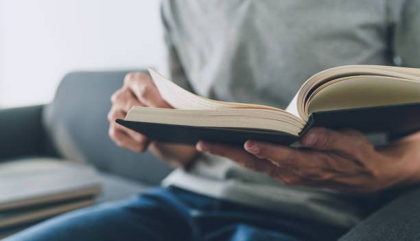 Ilustrasi Apakah Manfaat Penggunaan Sinonim Pada Teks Deskripsi, Foto: Unsplash/Kriangsak Koopattanakij.