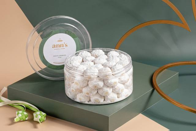 Ilustrasi Cara Bikin Putri Salju Kismis dan Kelapa, Kue dari Indonesia, Kumparan Food/Ann's Bakehouse & Creamery