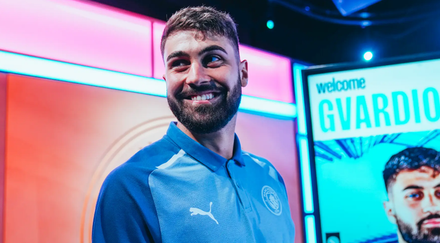 Josko Gvardiol, pemain Man City.