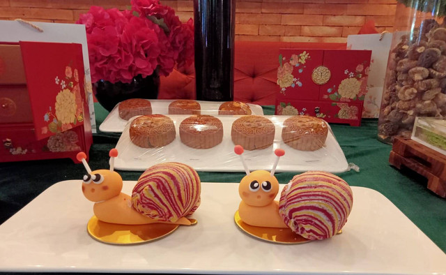 Kue bulan siput untuk anak-anak. Foto: Masruroh/Basra