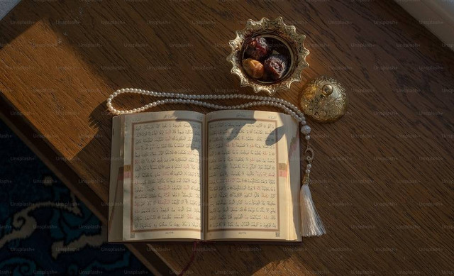 Ilustrasi Sebutkan Kandungan atau Isi Pokok Surat Al Kafirun             Sumber Unsplash/Nurefşan Koşar