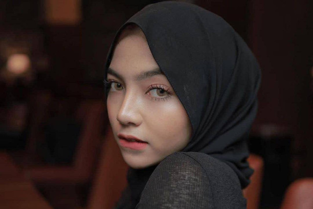 Selebgram Oklin Fia. Foto: Instagram/@oklinofia