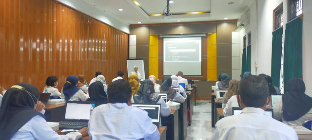 Pemaparan Materi dari Ibu Novita (Dok Pribadi)