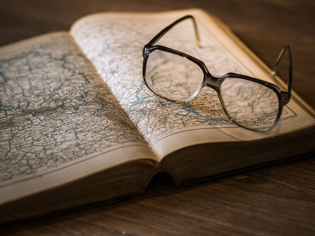 Ilustrasi ciri-ciri historiografi modern. Sumber: Pixabay/Darius Sankowski