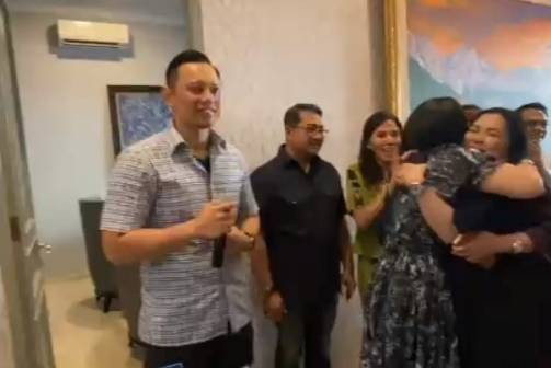 Suasana kegembiraan AHY dan politikus Partai Demokrat saat pembacaan PK Moeldoko ditolak, Kamis (10/8/2023). Foto: Dok. Istimewa