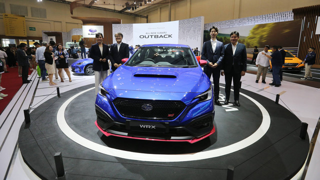 Subaru WRX pada pameran otomotif GIIAS 2023 di ICE BSD, Tangerang, Kamis (10/8/2023).  Foto: Aditia Noviansyah/kumparan