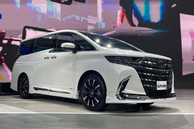 Toyota All New Alphard di GIIAS 2023. Foto: Sena Pratama/kumparan