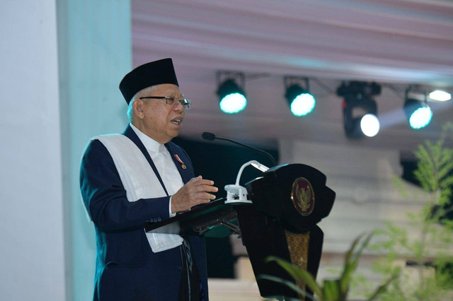 Wakil Presiden Ma'ruf Amin menghadiri Haul ke-541 Sunan Bonang, Tuban, Jawa Timur, Kamis (10/8).  Foto: Setwapres