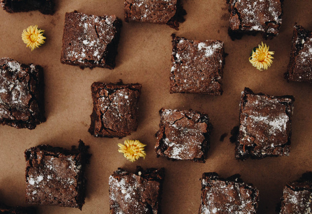 Ilustrasi Cara Buat Brownies Lumer, Foto Unsplash/Honey Yanibel Minaya Cruz