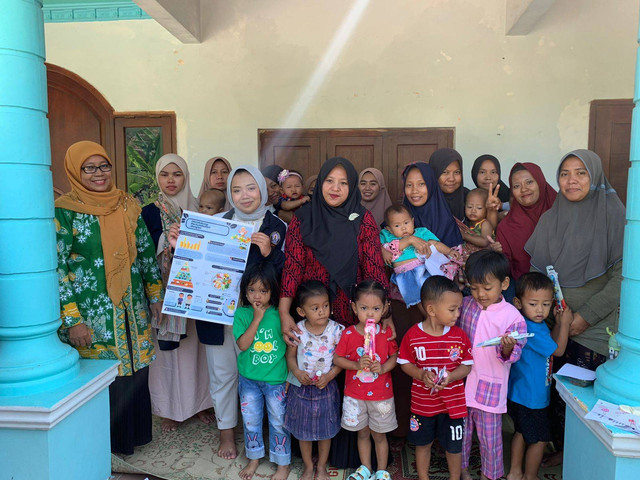 Dokumentasi Sosialisasi Infografis bersama Kader Posyandu dan Ibu Para Balita